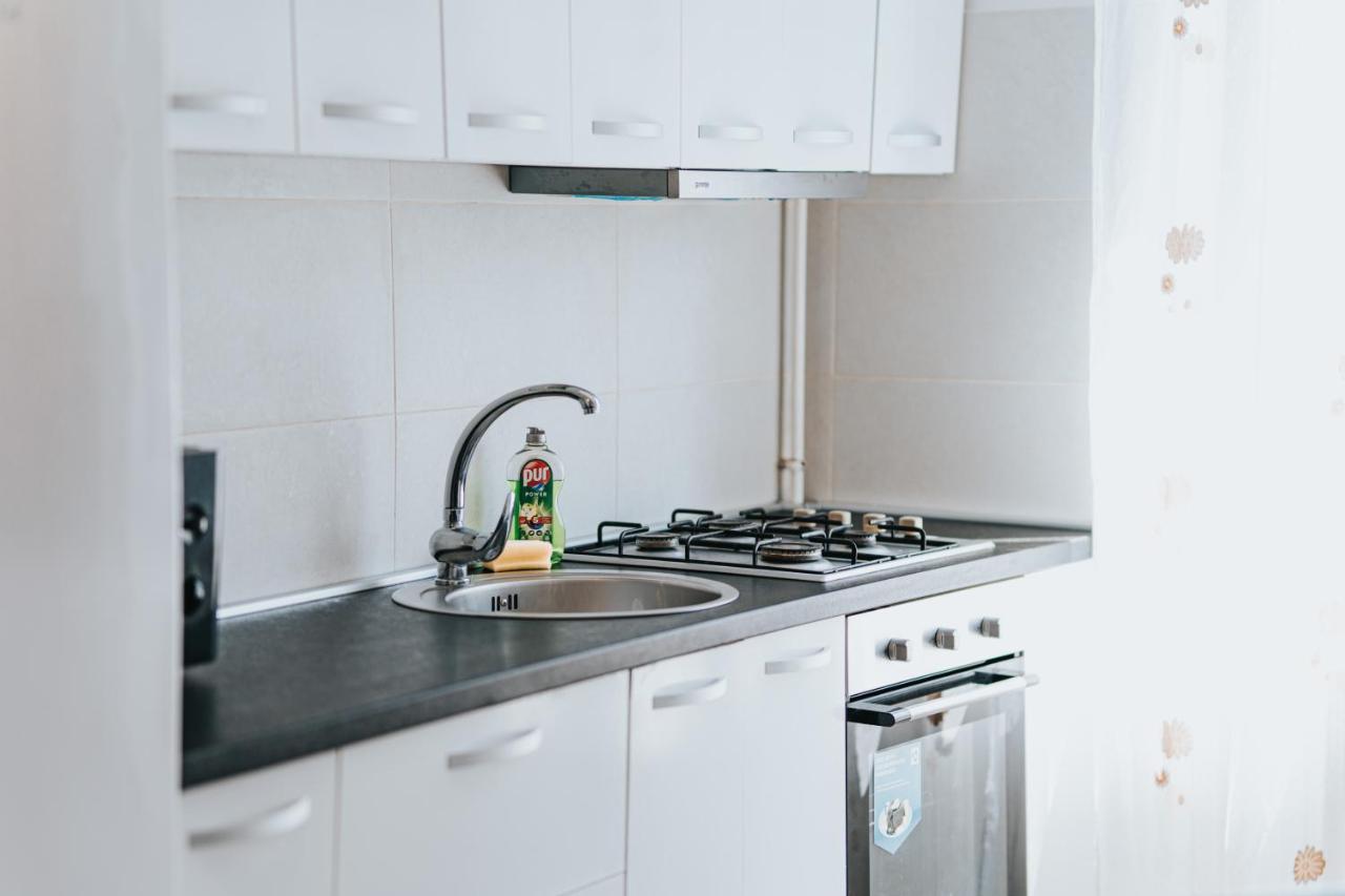 Cozy Accommodation Central City - Iasi Extérieur photo
