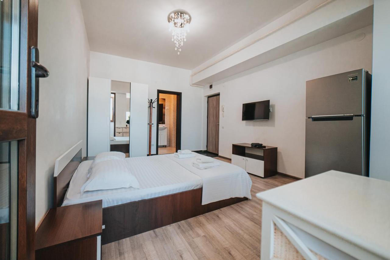 Cozy Accommodation Central City - Iasi Extérieur photo