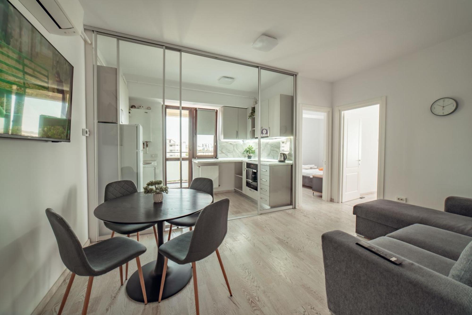 Cozy Accommodation Central City - Iasi Extérieur photo